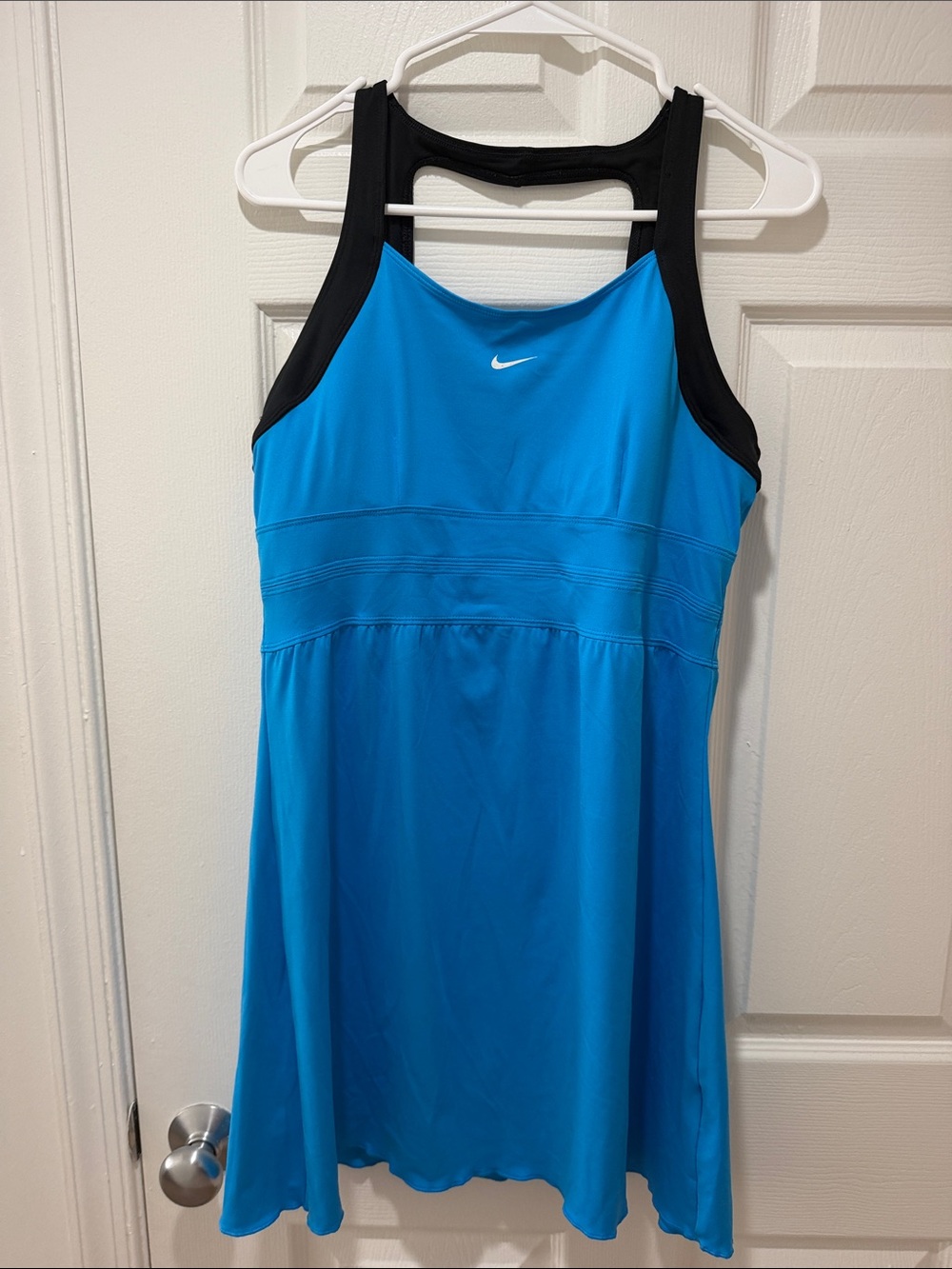 Vintage Nike Women’s Bright Blue Tennis Dress w/ built in bra L